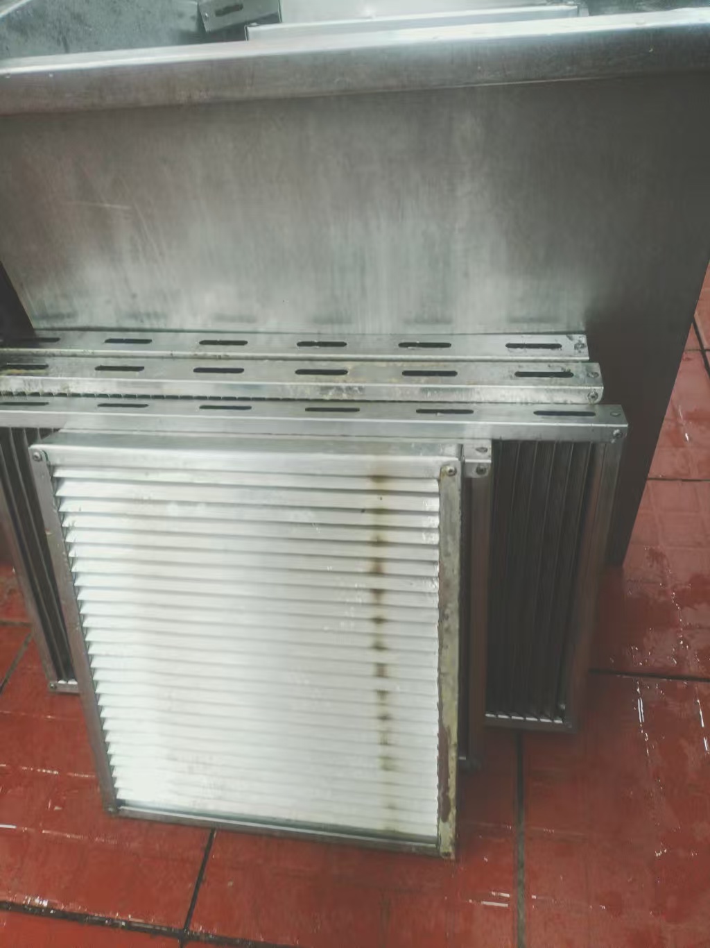 1773649856111027.jpg 油烟机清洗