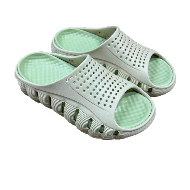 1774060490392679.jpg 雅购特拖鞋