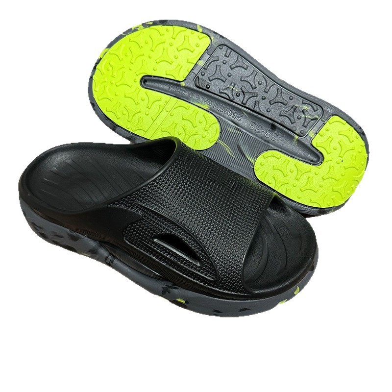 1774061036653677.jpg 雅购特拖鞋