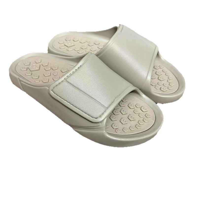 1774065371227934.jpg 雅购特拖鞋