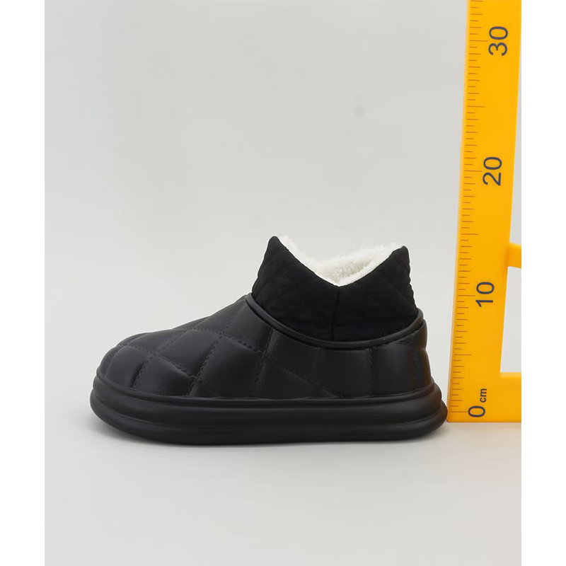 1774419454875709.jpg 雅购特拖鞋