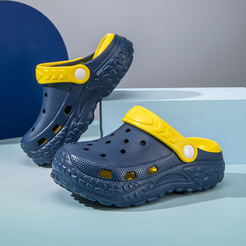 1774421965868319.jpg 雅购特拖鞋