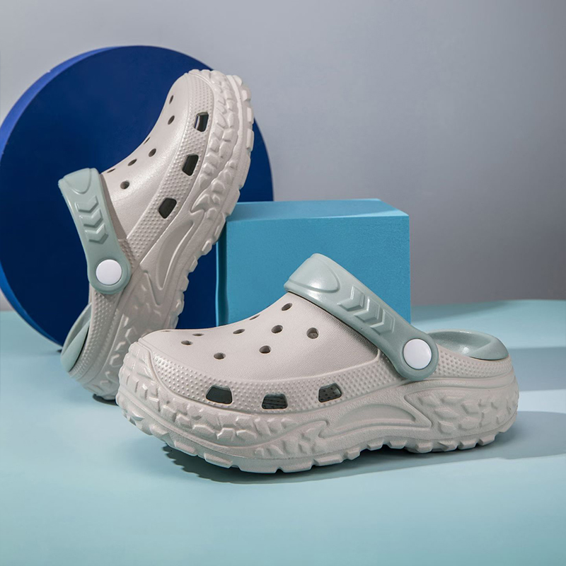 1774421966612368.jpg 雅购特拖鞋