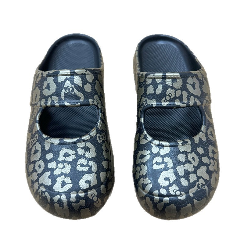 1774494220268094.jpg 雅购特拖鞋