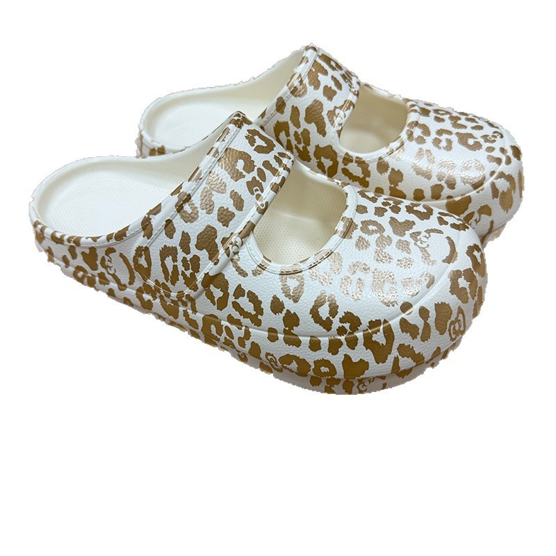 1774494230435706.jpg 雅购特拖鞋