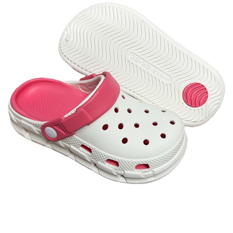 1774579909329390.jpg 雅购特拖鞋