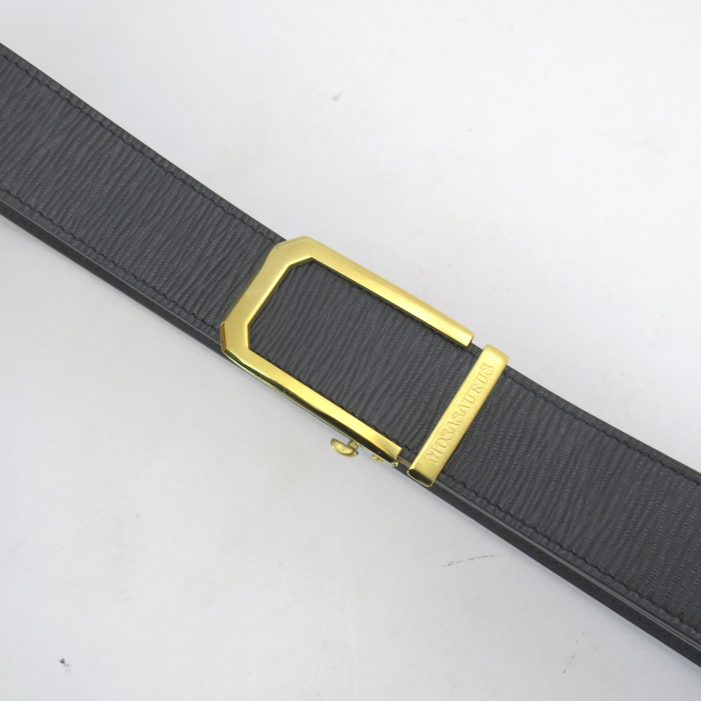 1774599478357900.jpg 男士腰带