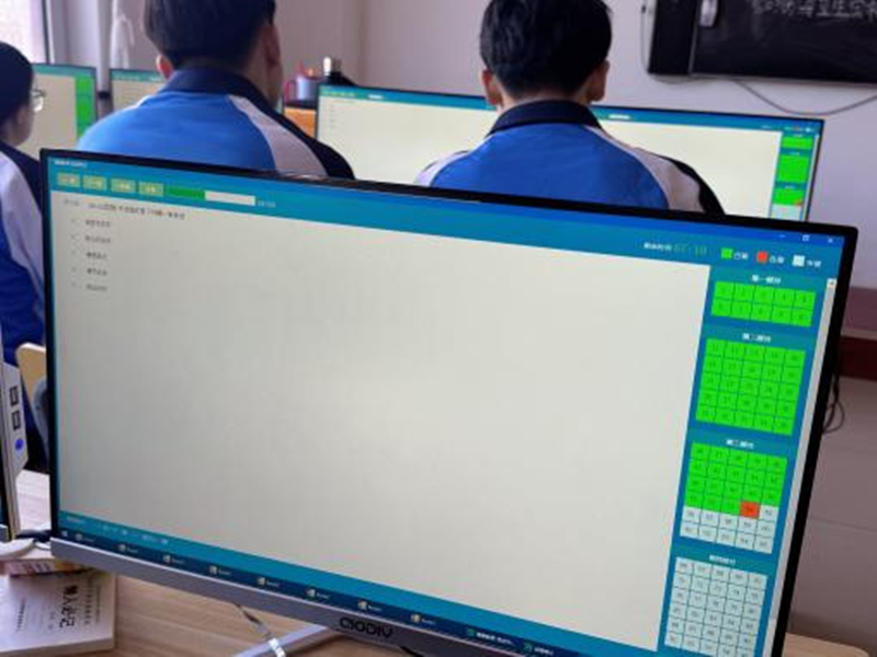 营口渤海卫生学校