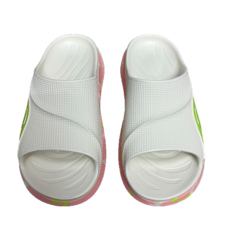 1775094235872182.jpg 雅购特拖鞋