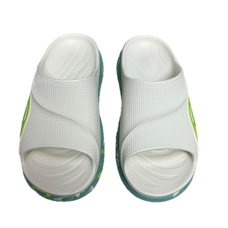 1775094248396908.jpg 雅购特拖鞋