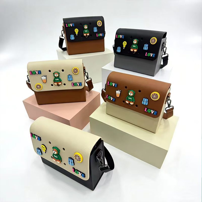 1775116692605057.jpg 雅购特拖鞋