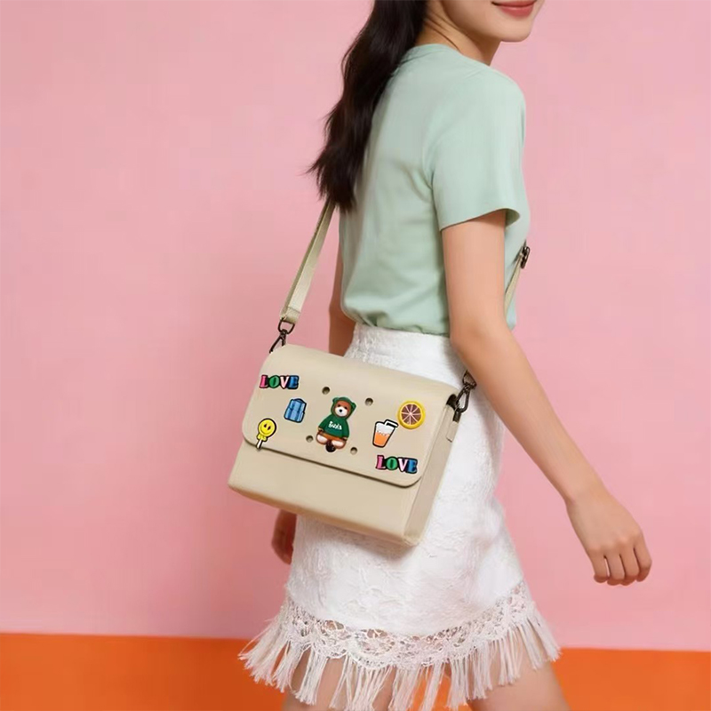 1775116709712708.jpg 雅购特拖鞋