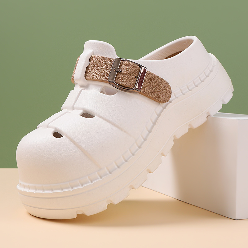 1775284125730235.jpg 雅购特拖鞋