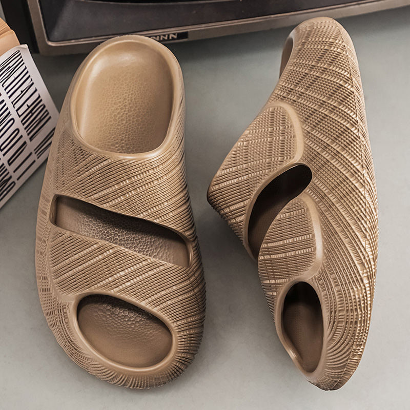 1775286056889896.jpg 雅购特拖鞋