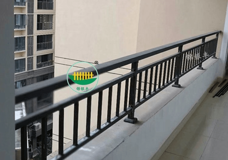 1775456235410424.png 护栏源头工厂