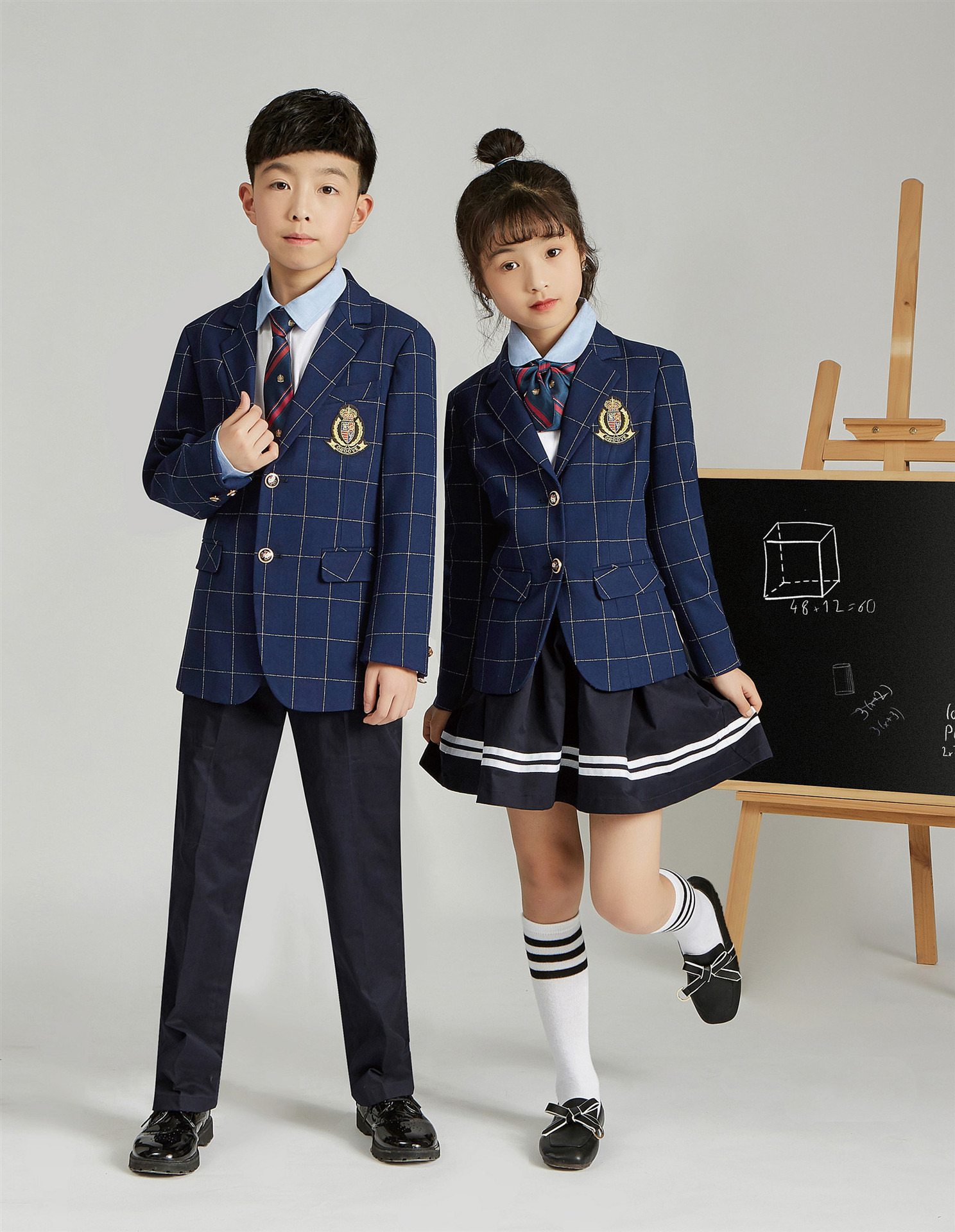 校服