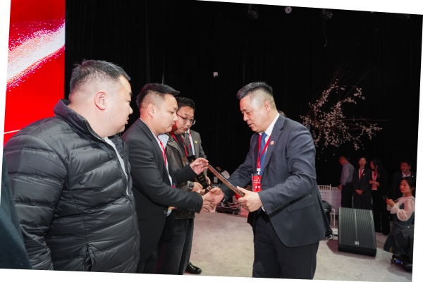 1775534411760503.jpg 贠彦平