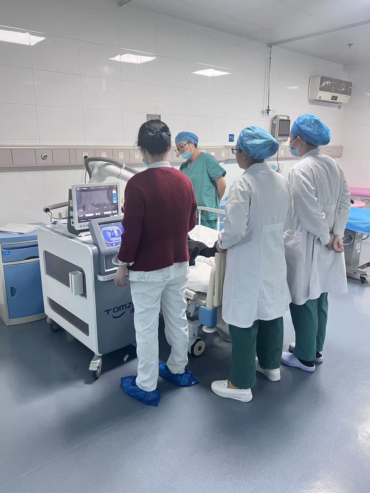 1776156968141177.jpg 盆底磁仪器