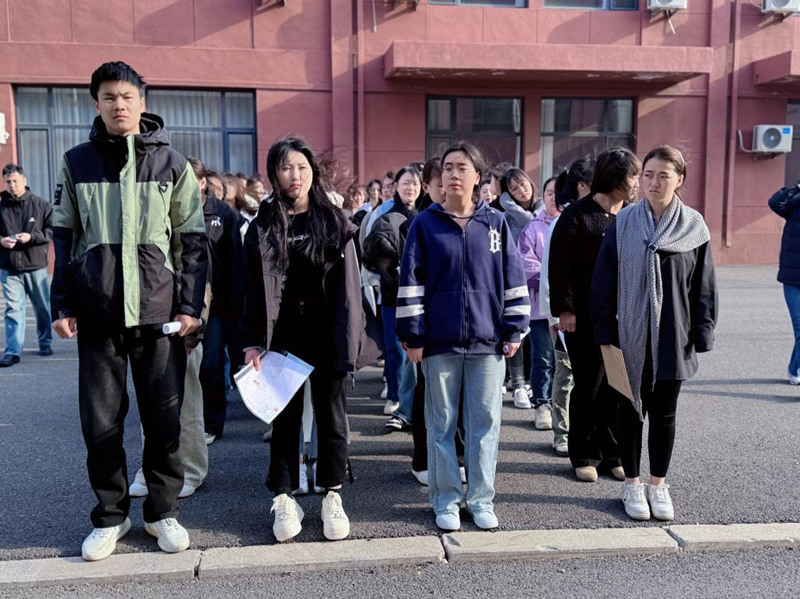 营口渤海卫生学校