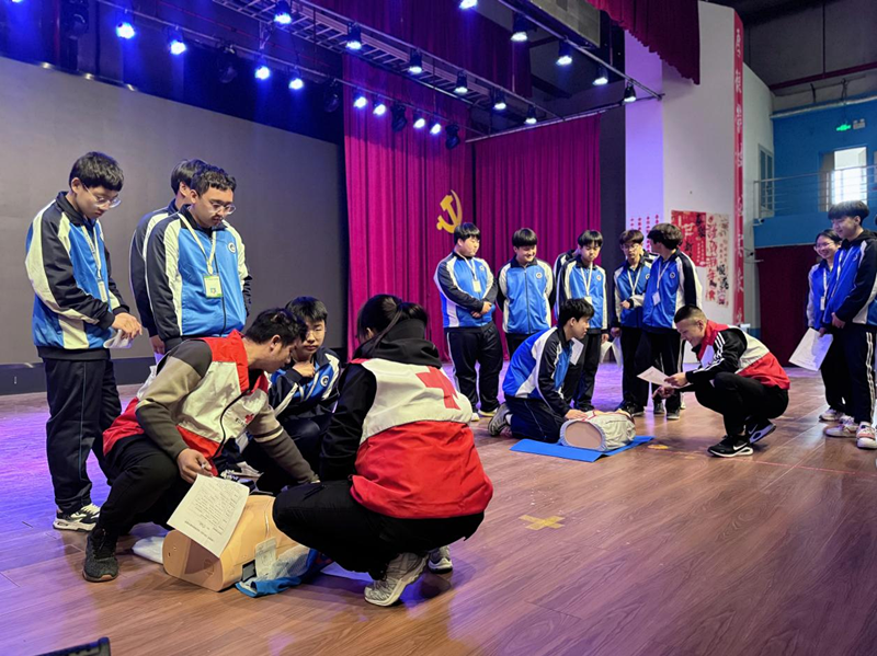 营口渤海卫生学校