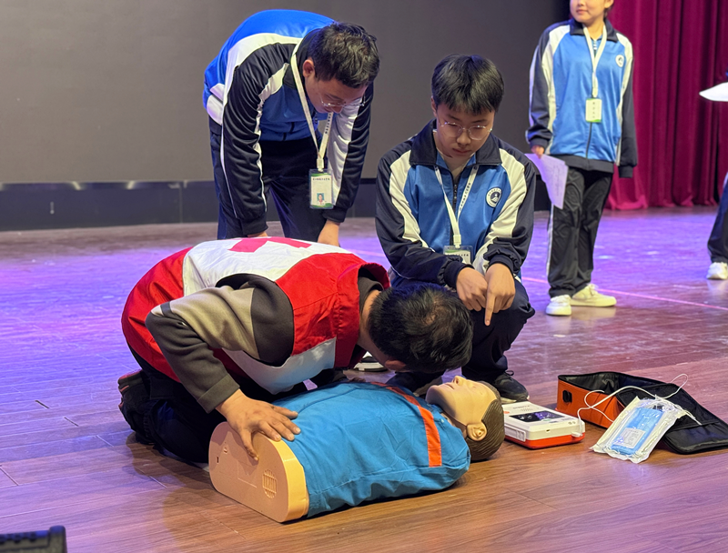 营口渤海卫生学校