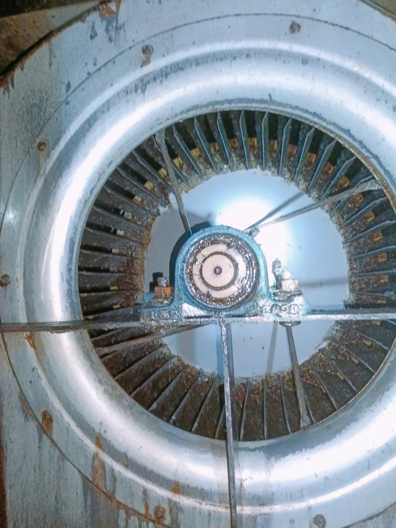 1776218711959773.jpg 排油烟系统清洗