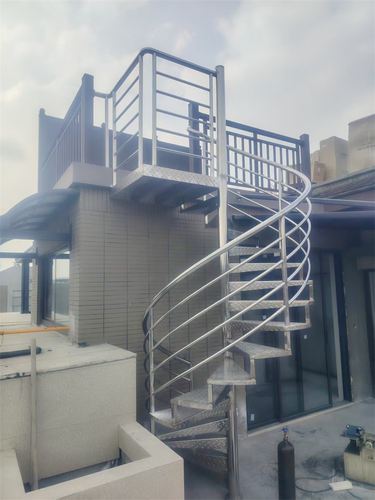 弧形不锈钢楼梯扶手