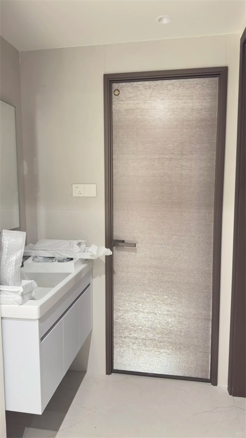 卫生门夹丝玻璃隔断