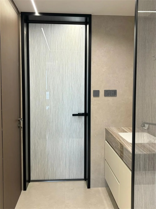 卫生门夹丝玻璃隔断