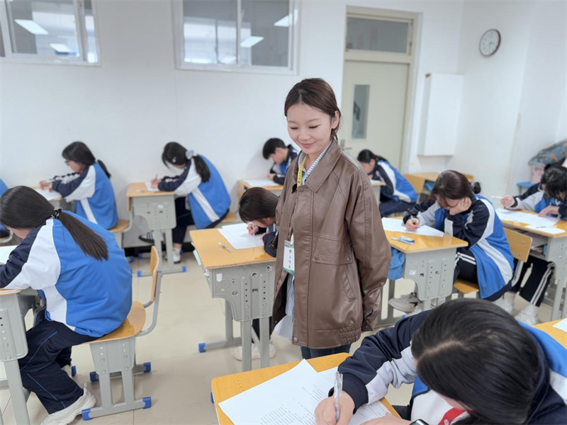 营口渤海卫生学校