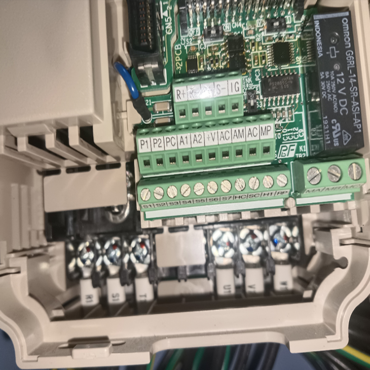 荏原干式真空泵