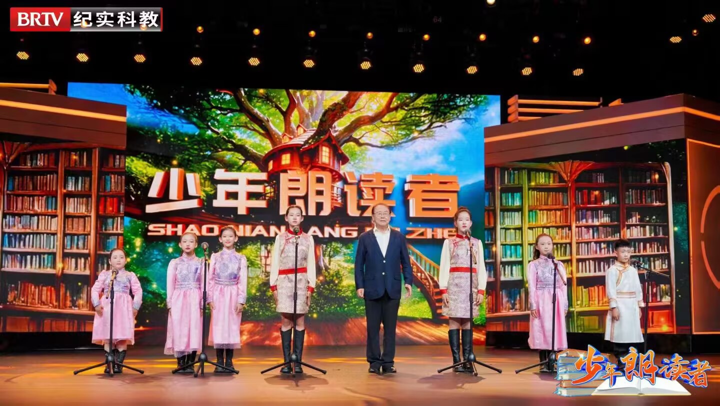 非凡