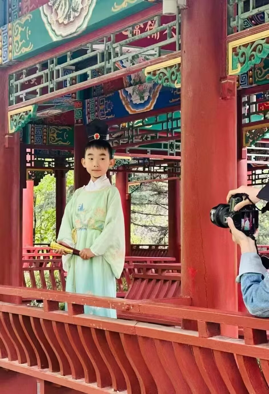 非凡