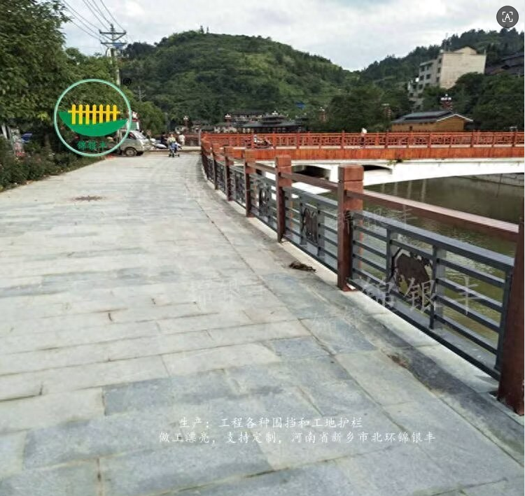 仿木护栏