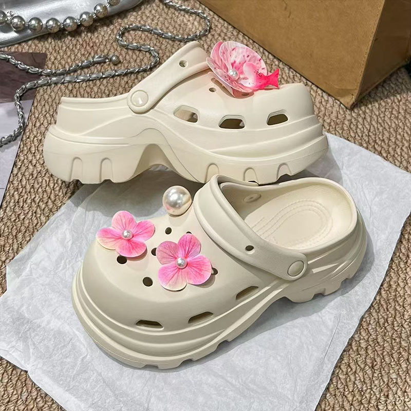雅购特拖鞋