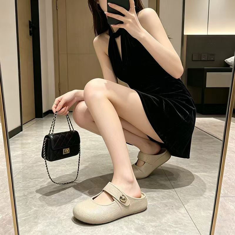 雅购特拖鞋