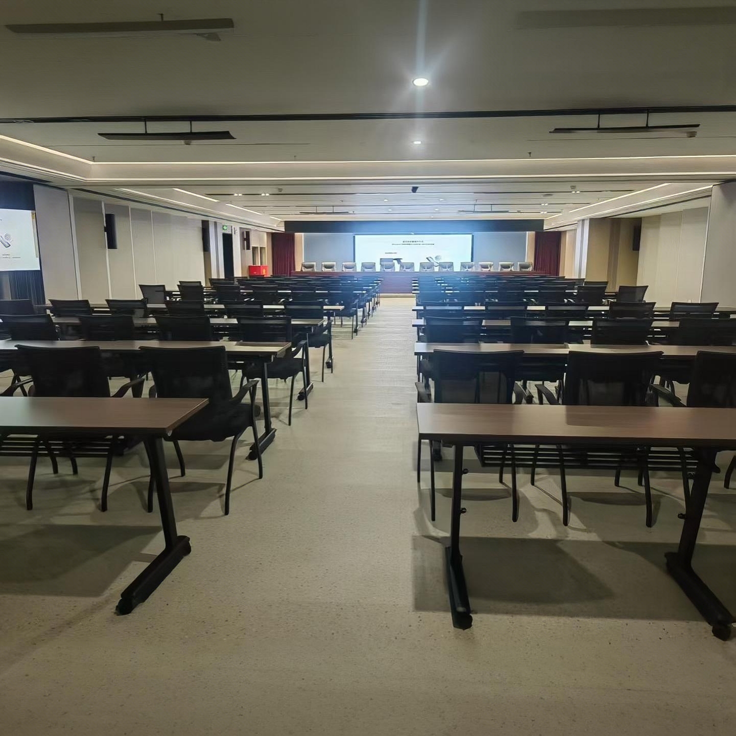 AI反馈抑制器