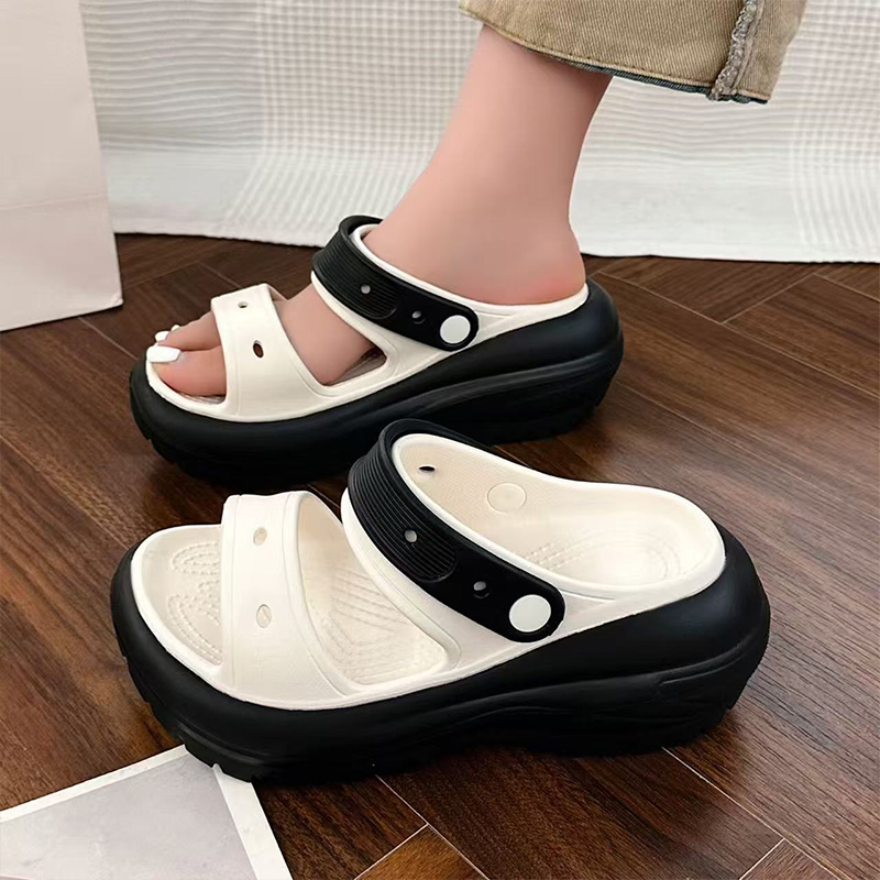 雅购特拖鞋