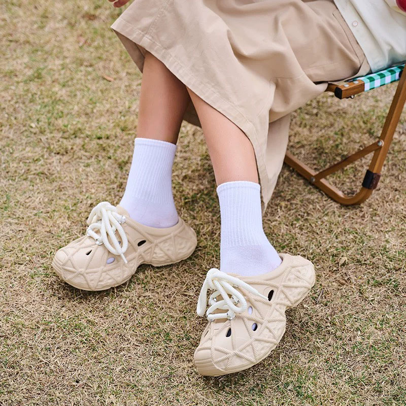 雅购特拖鞋