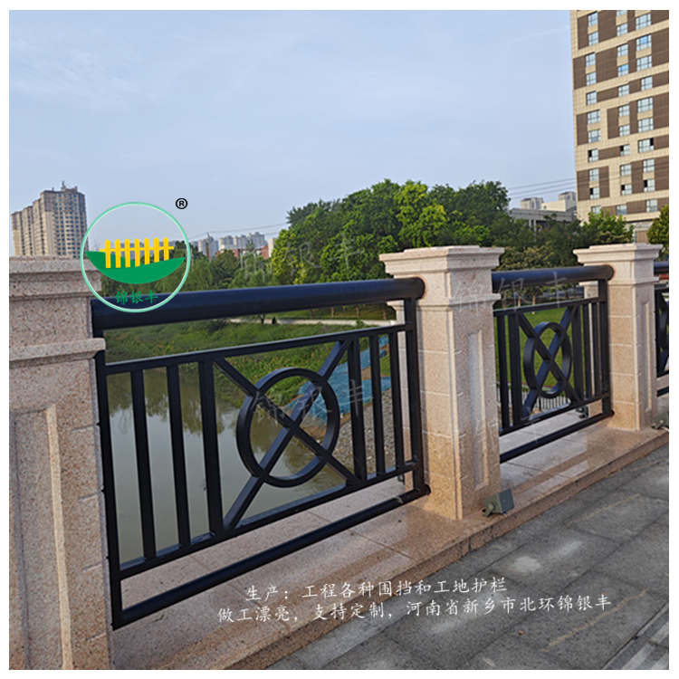 桥梁铁艺护栏.jpg 围墙栏杆