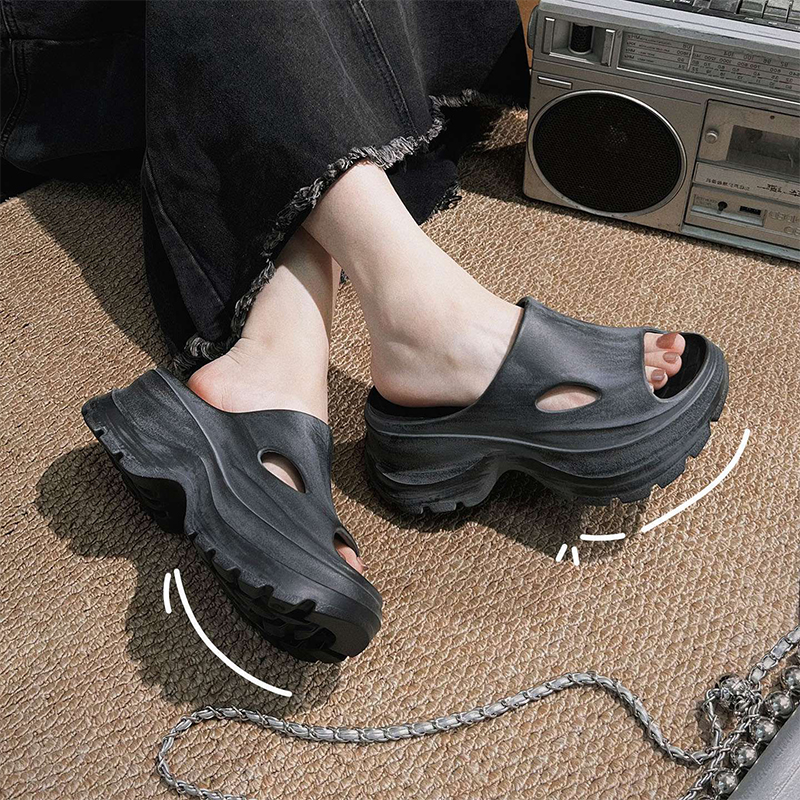 雅购特拖鞋