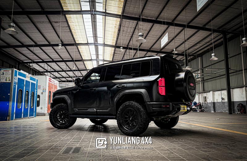 方程豹5改装案例