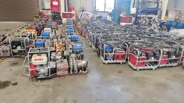 单滚筒绞磨