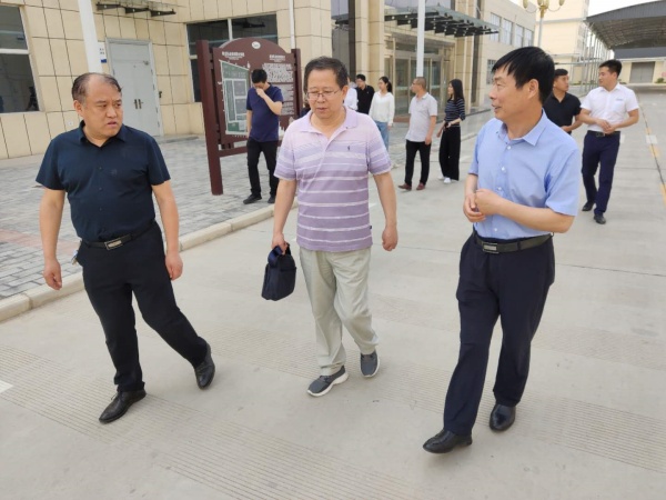 秦龙乳业集团