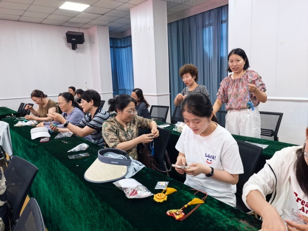 1781696166395848.jpg 陕西匠心艺品非物质文化遗产传承有限公司