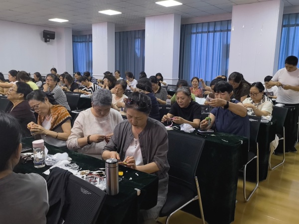 1781696166758745.jpg 陕西匠心艺品非物质文化遗产传承有限公司