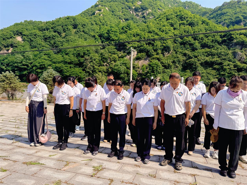 营口渤海卫生学校