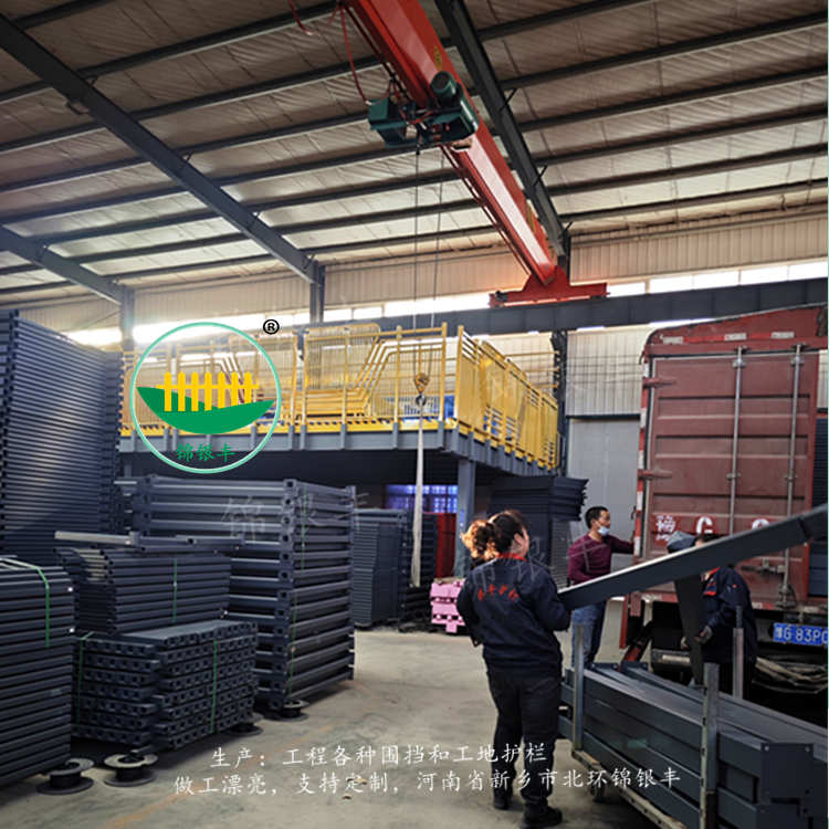 河南锌钢护栏源头工厂.jpg 锌钢护栏