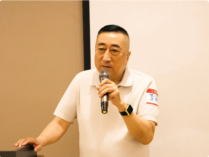 1783495382255724.png 【协会新闻】携手同行、共话发展 —— 多商会联谊交流活动在云天漫步小镇圆满结束