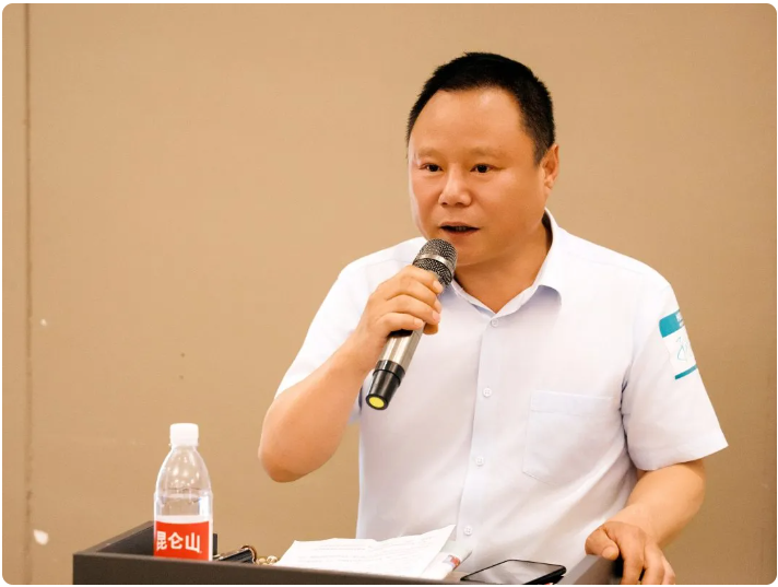 1783495401417594.png 【协会新闻】携手同行、共话发展 —— 多商会联谊交流活动在云天漫步小镇圆满结束